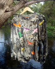 Load image into Gallery viewer, NATURE BOY #10: MOSSY OAK MOCK LONG SLEEVE SHREDDER (XL)